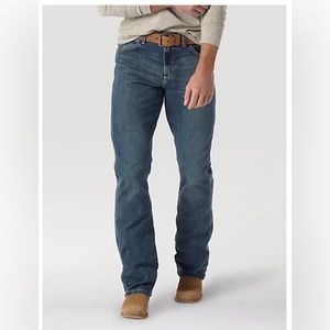WRANGLER- Men’s Wrangler Retro Relaxed Fit Bootcut Jean